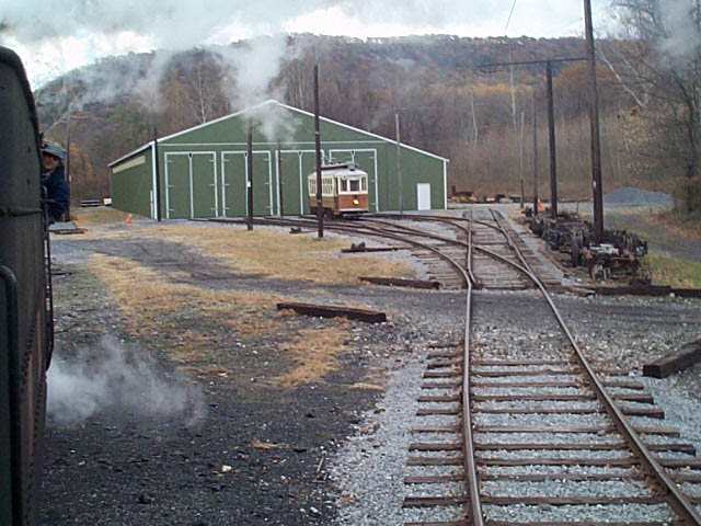 10_27_01-ebt051