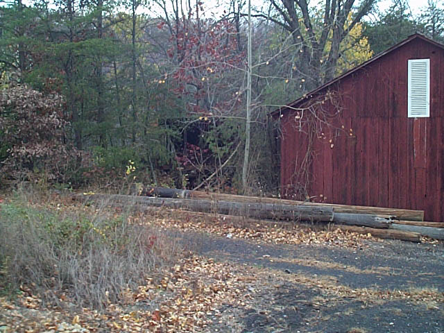 10_27_01-ebt056